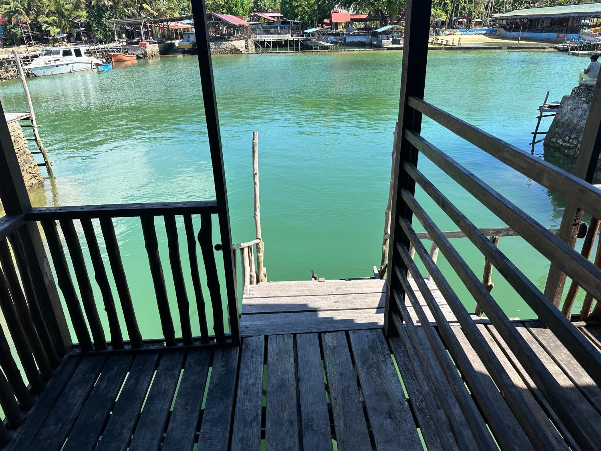 Mooi Park Ξενοδοχείο Sorong Εξωτερικό φωτογραφία